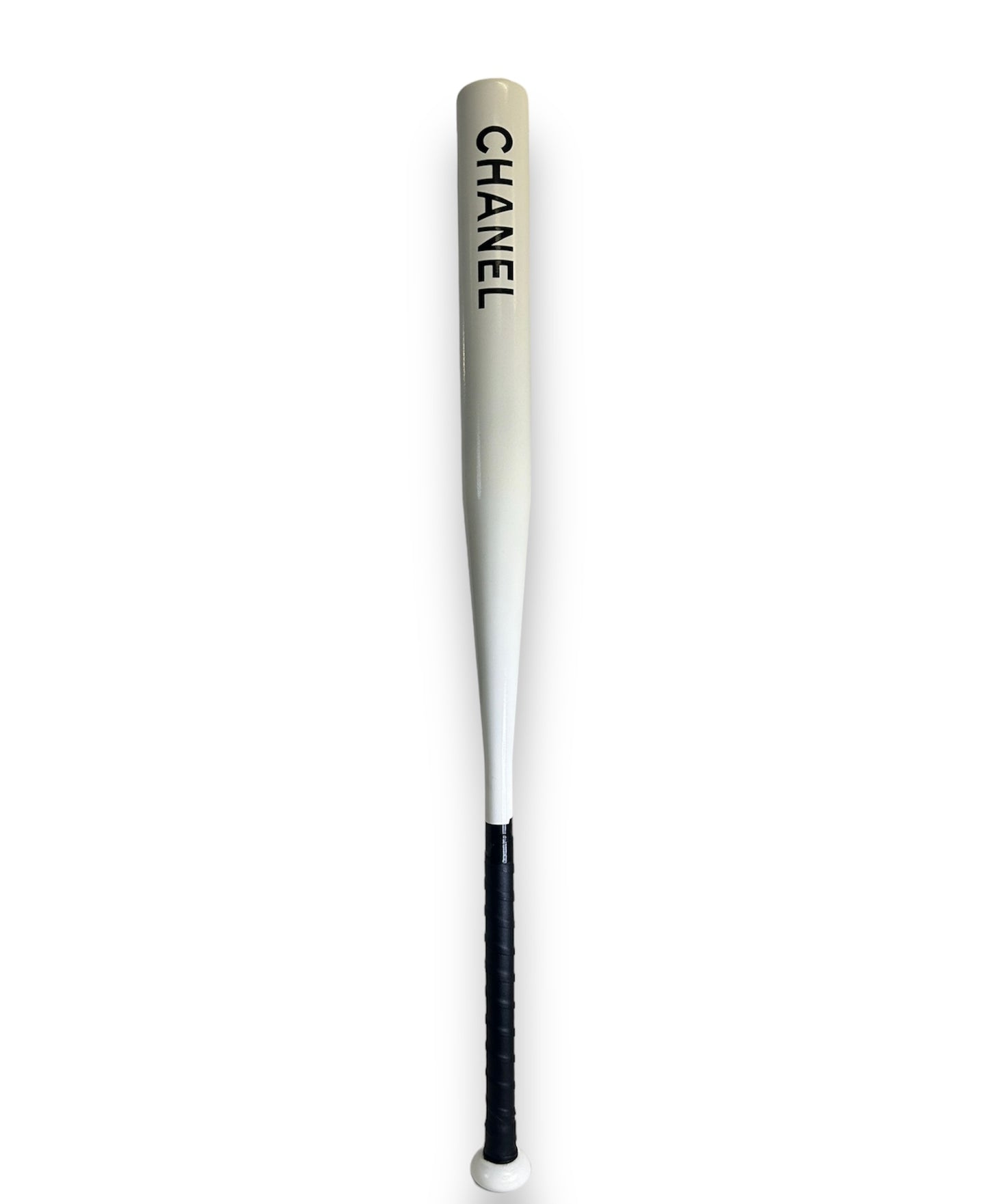 Batte de baseball Chanel Blanche de l'artiste wally walid sahraoui popart oeuvre d'art originale et unique au monde 