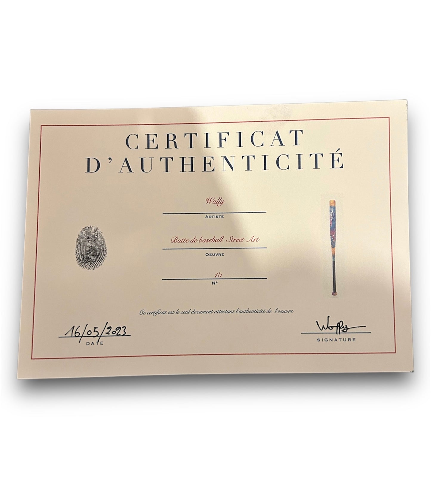 Baril street Dior de l'artiste wally walid sahraoui popart oeuvre d'art originale et unique au monde Tonneau personnaliser 